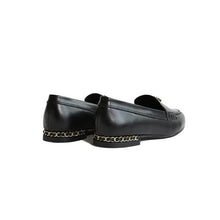 將圖片載入圖庫檢視器 Chain embellished leather loafers WOMEN SHOES UKKU Studio 
